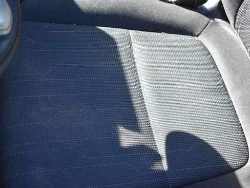 Used 2022 Hyundai Venue SE image 12