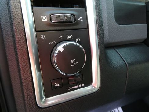 Used 2017 RAM 1500 Big Horn AWD/4WD image 25