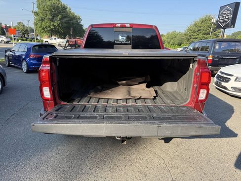 Used 2018 Chevrolet Silverado 1500 LTZ AWD/4WD image 12