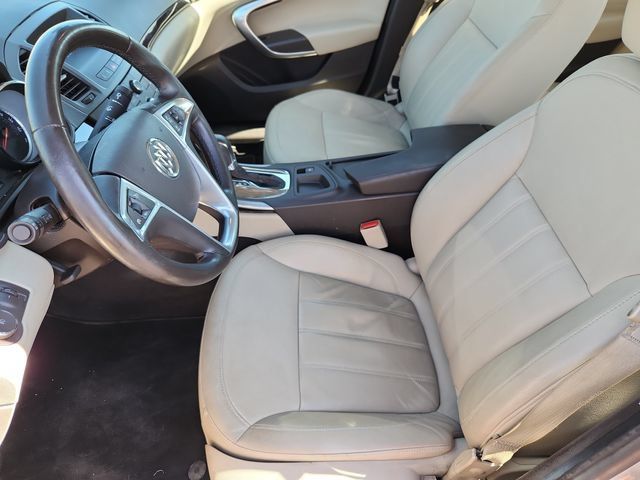 Used 2011 Buick Regal CXL w/ RL3 Preferred Equipment Group FWD image 12