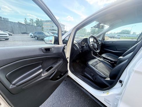 Used 2020 Ford EcoSport SES w/ SES Black Appearance Package AWD/4WD image 9