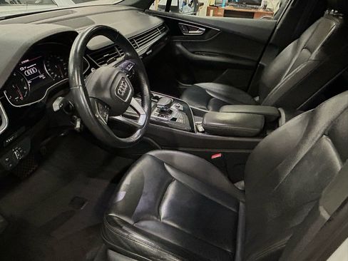 Used 2018 Audi Q7 3.0T Premium image 10