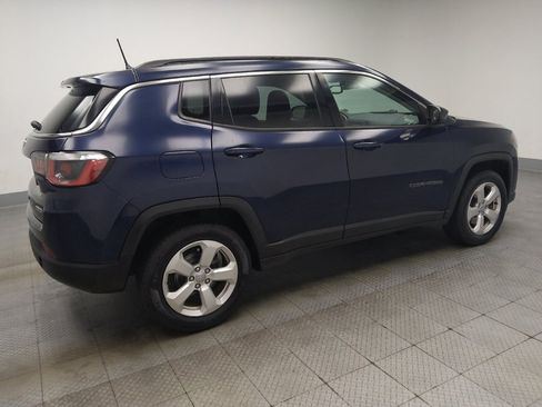 Used 2018 Jeep Compass Latitude w/ Safe & Security Group FWD image 10