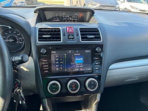 Used 2018 Subaru Forester 2.5i Premium AWD/4WD image 31