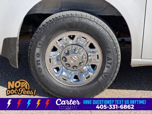 Used 2017 Nissan NV 3500 SL RWD image 13