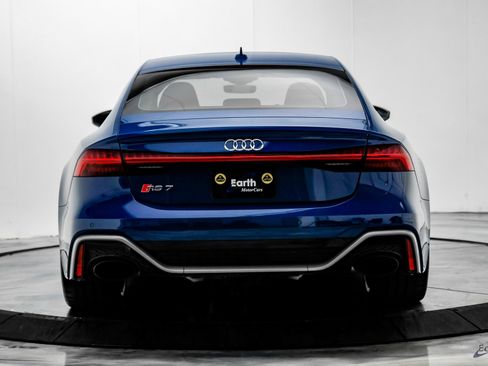 Used 2024 Audi RS 7 Performance w/ Executive Package image 10