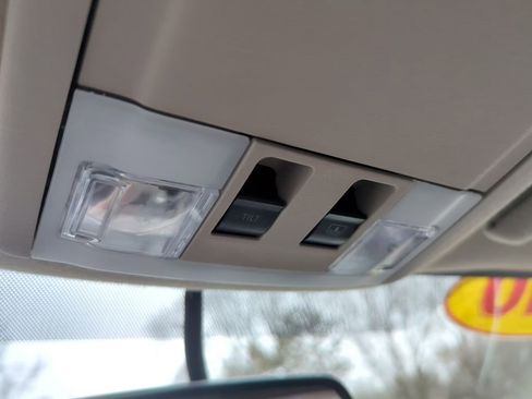 Used 2010 Ford Edge Limited image 25