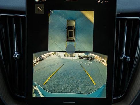 New 2026 Volvo XC60 B5 Plus w/ Climate Package image 43