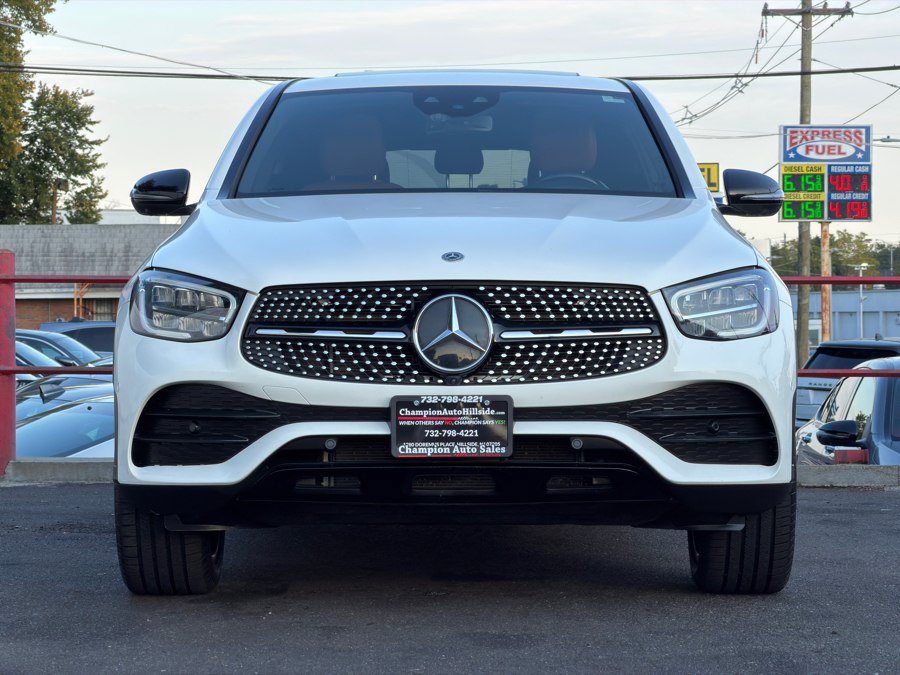 Used 2020 Mercedes-Benz GLC 300 4MATIC Coupe image 2