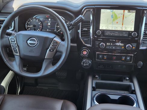 Used 2024 Nissan Titan Platinum Reserve w/ Moonroof Package AWD/4WD image 10
