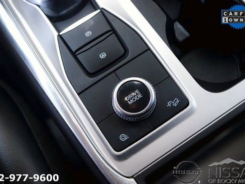 Used 2022 Ford Explorer Limited w/ Equipment Group 301A image 22