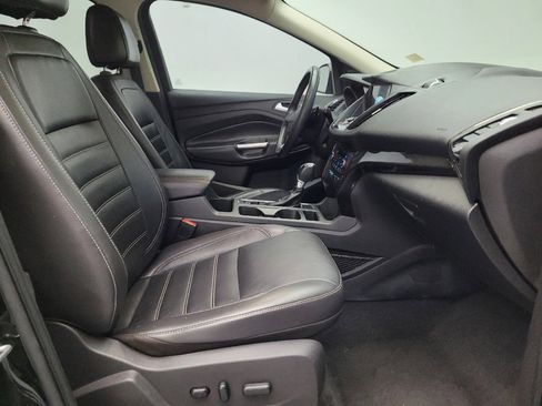 Used 2017 Ford Escape Titanium image 21
