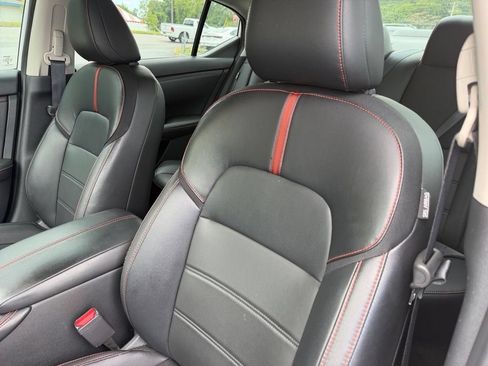 Used 2024 Nissan Sentra SR w/ SR Premium Package FWD image 10