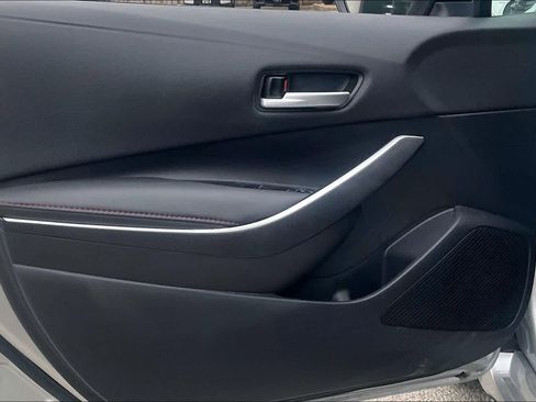 Used 2025 Toyota Corolla SE FWD image 20