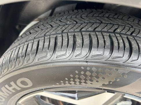 Certified 2024 Kia Seltos EX AWD/4WD image 48