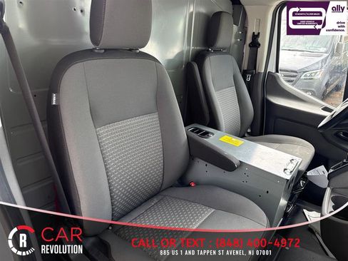 Used 2021 Ford Transit 150 Low Roof AWD image 7