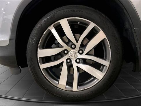 Used 2017 Honda Pilot Elite image 9