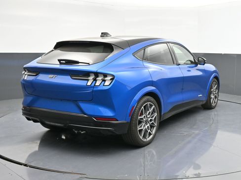 Used 2025 Ford Mustang Mach-E GT image 8