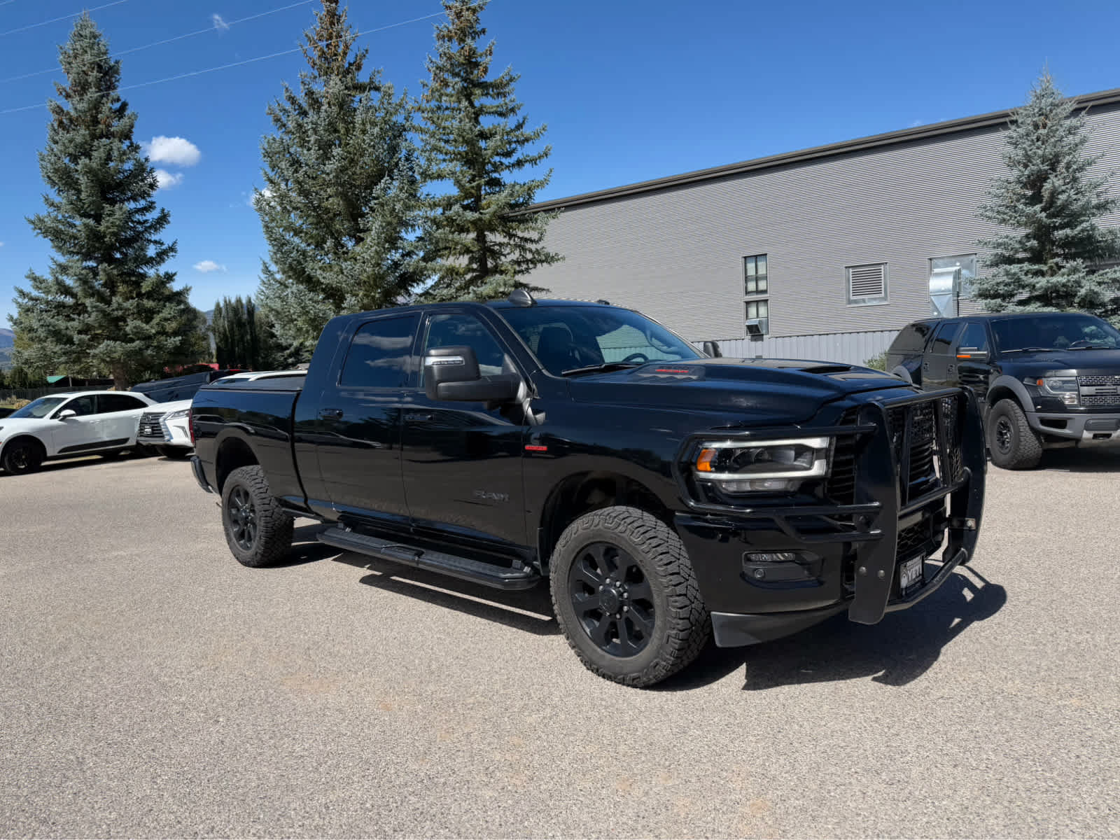 Used 2023 RAM 2500 Laramie AWD/4WD image 6