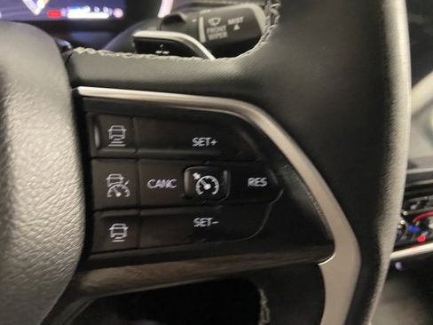 Used 2023 Jeep Grand Cherokee L Limited w/ Luxury Tech Group II image 22