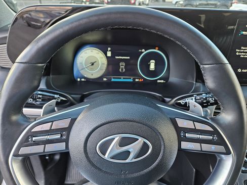 Used 2025 Hyundai Palisade Limited AWD/4WD image 24