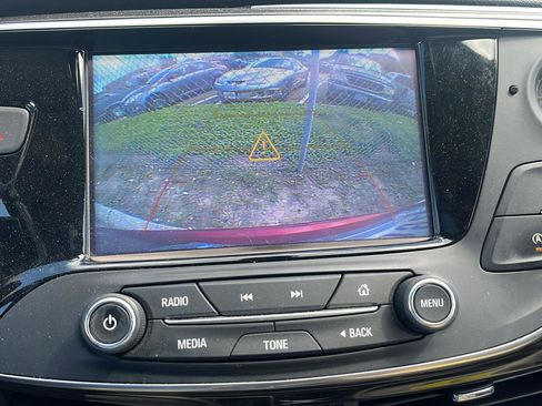 Used 2020 Buick Envision Preferred FWD image 10