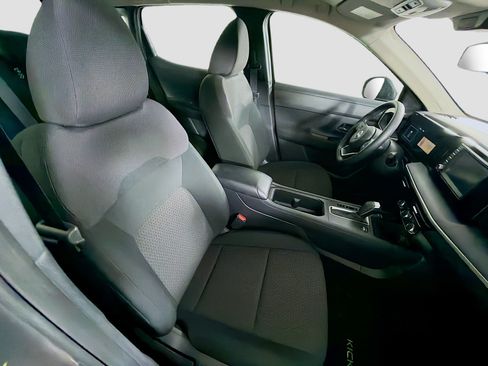 Used 2025 Nissan Kicks S FWD image 29
