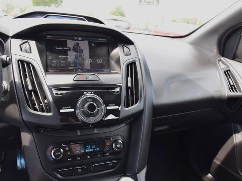 Used 2014 Ford Focus ST w/ Equipment Group 202A image 19