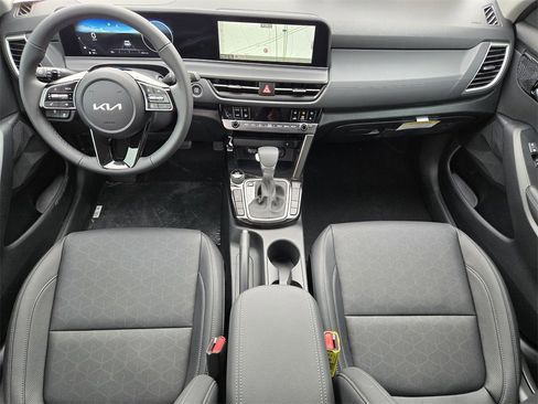 New 2026 Kia Seltos EX image 19