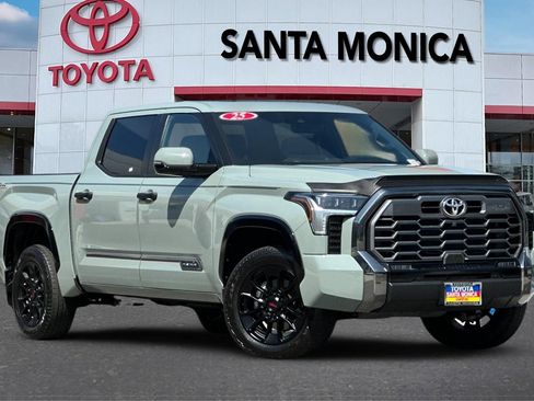 Used 2025 Toyota Tundra Platinum w/ TRD Off-Road Package AWD/4WD image 2