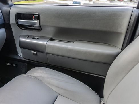 Used 2018 Toyota Sequoia Limited w/ Safety & Convenience Package RWD image 21