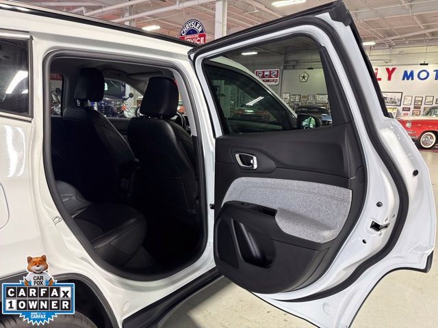 Used 2022 Jeep Compass Latitude AWD/4WD image 42