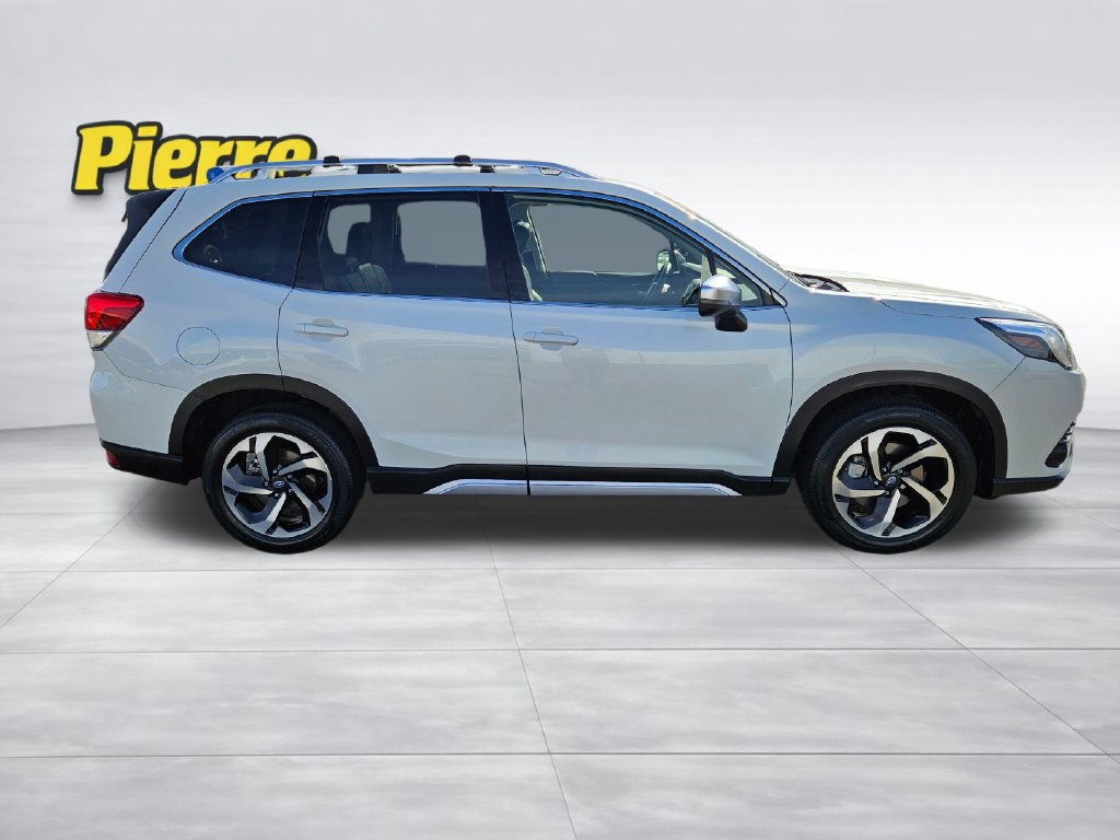 Used 2024 Subaru Forester Touring w/ Convenience Package AWD/4WD image 6
