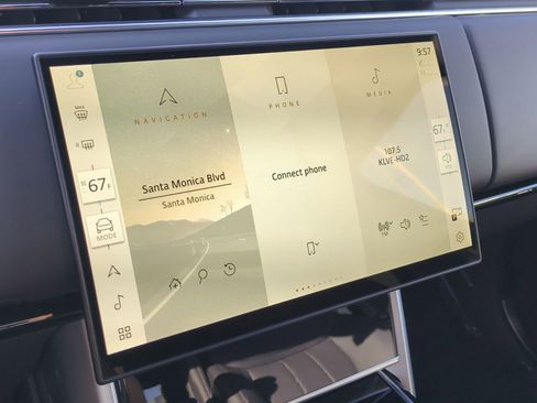 New 2026 Land Rover Range Rover SE image 19