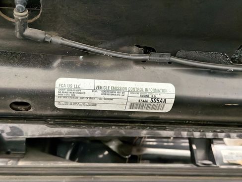 Used 2016 Jeep Wrangler Unlimited Sahara image 15