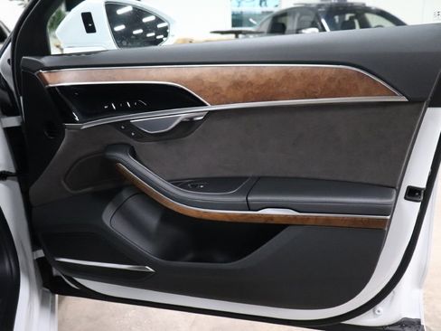 Used 2019 Audi A8 L 3.0T image 24