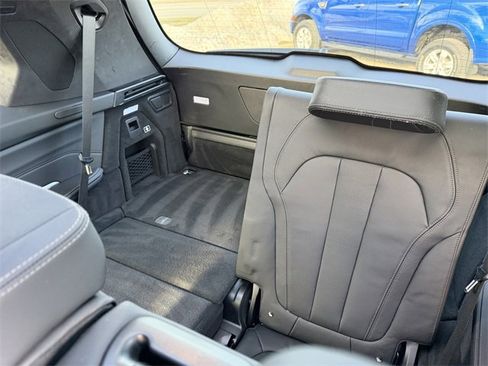 Used 2022 BMW X7 M50i w/ Cold Weather Package image 13