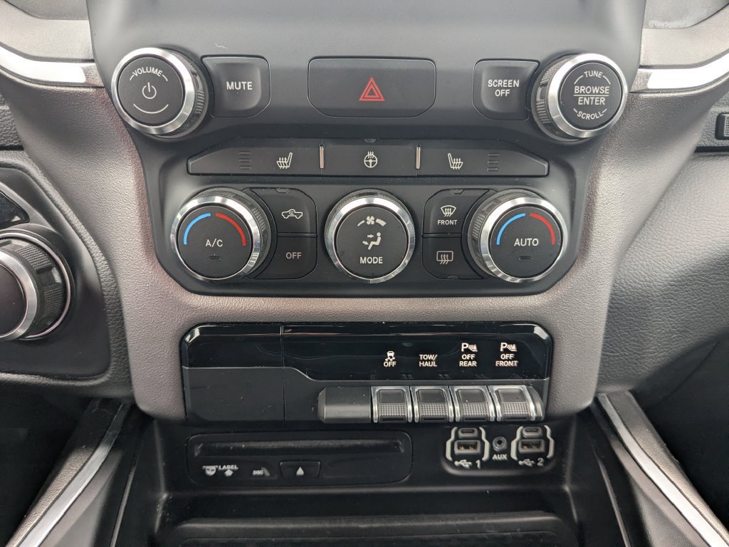 Used 2019 RAM 1500 Big Horn AWD/4WD image 11