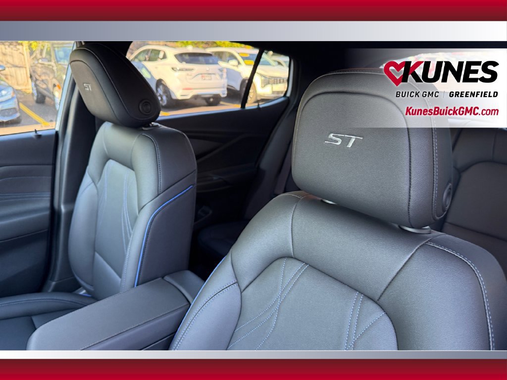 New 2026 Buick Envista Sport Touring w/ Convenience I Package FWD image 43