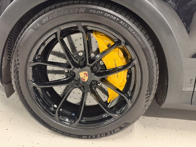 Certified 2026 Porsche Cayenne Turbo GT AWD/4WD image 12
