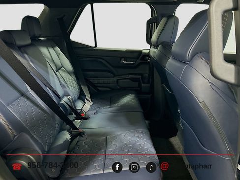 New 2026 Toyota 4Runner Platinum AWD/4WD image 28