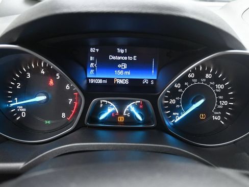 Used 2017 Ford Escape SE w/ Equipment Group 201A FWD image 10