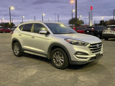 Used 2018 Hyundai Tucson SEL image 3