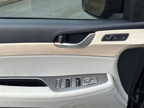 Used 2023 Hyundai Palisade Limited image 15