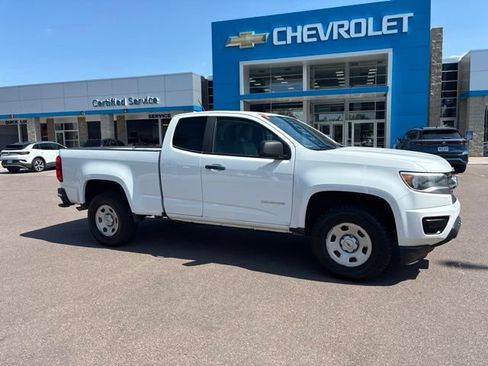 Used 2019 Chevrolet Colorado W/T RWD image 1