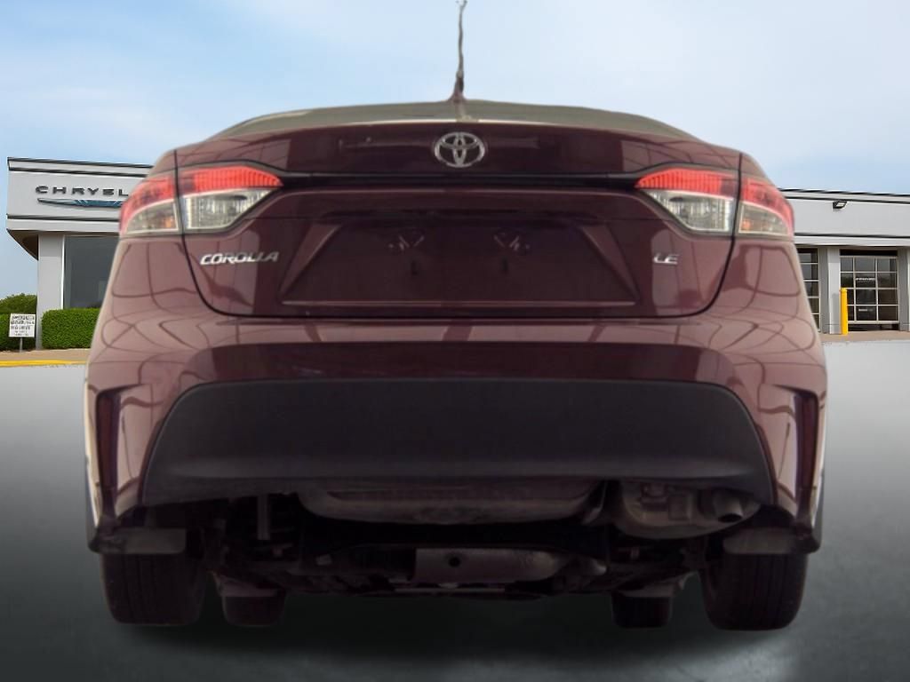 Used 2026 Toyota Corolla LE FWD image 4