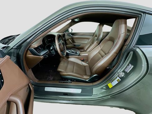 Certified 2024 Porsche 911 Carrera 4S w/ Sport Chrono Package AWD/4WD image 5