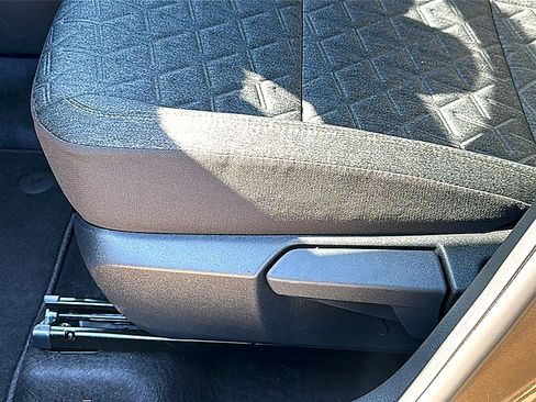 New 2026 Nissan Kicks SV w/ Charging Package image 12