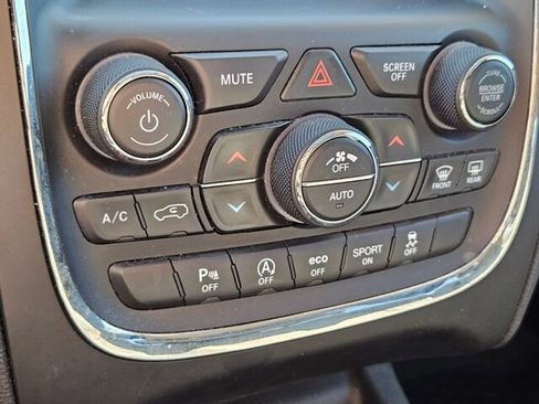 Used 2019 Dodge Durango GT image 21