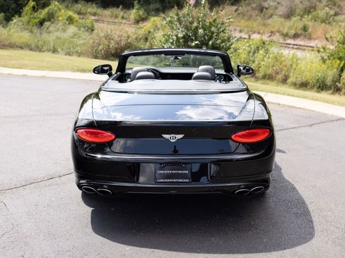 Used 2021 Bentley Continental GT image 11